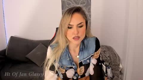 sensualbarbies online show from January 30, 11:33 am