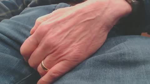 Snapshot of sensualgent69 chatting on January 10, 5:56 pm sensual online show from January 10, 5:56 pm