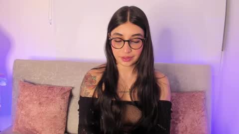 Snapshot of sensualhaven_ chatting on February 16, 12:41 am sensualhaven_ online show from February 16, 12:41 am