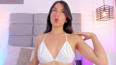 Jeen  online show from April 9, 8:03 pm