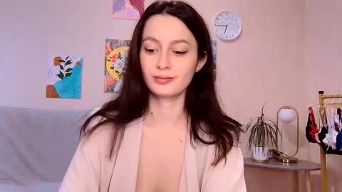 sensuallucy233 online show from October 22, 11:56 am