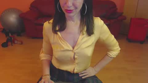 sensualmyra online show from January 12, 8:25 am