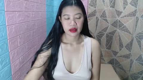 SensuousLips online show from October 15, 12:14 am