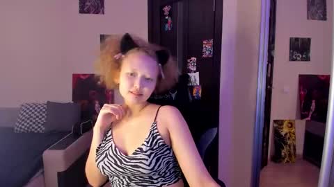 senya_sol online show from March 28, 12:12 am