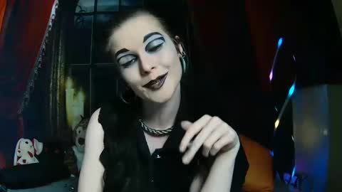 Snapshot of seraphinmunster chatting on March 5, 7:06 pm Seraphin Munster online show from March 5, 7:06 pm