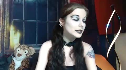 Snapshot of seraphinmunster chatting on March 12, 6:53 pm Seraphin Munster online show from March 12, 6:53 pm