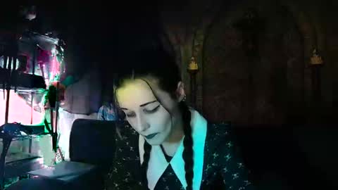 Snapshot of seraphinmunster chatting on September 12, 10:56 pm Seraphin Munster online show from September 12, 10:56 pm