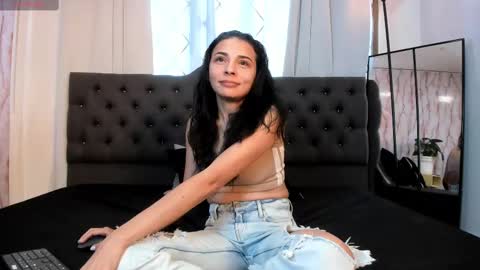 serena_garcia online show from October 3, 8:50 pm