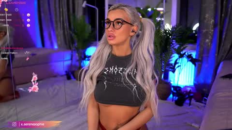 Snapshot of serene_sophiex chatting on January 30, 1:11 am Serene Sophiex online show from January 30, 1:11 am