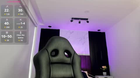 Serene online show from November 14, 12:40 pm