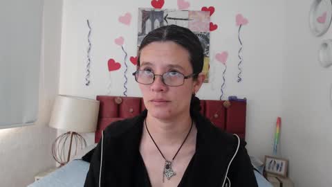 Snapshot of sereneclarks_ chatting on September 20, 12:41 pm sereneclarks_ online show from September 20, 12:41 pm