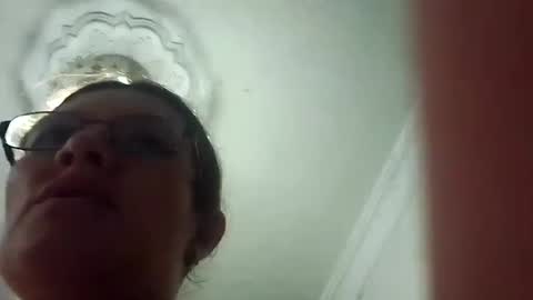 Snapshot of sereneclarks_ chatting on February 28, 11:12 pm sereneclarks_ online show from February 28, 11:12 pm