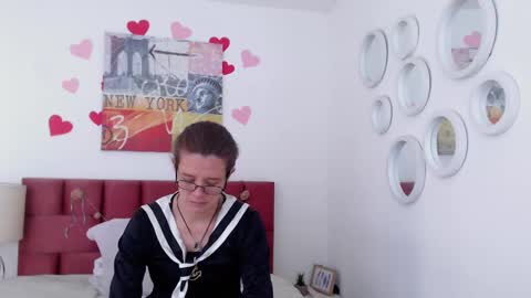 Snapshot of sereneclarks_ chatting on March 10, 3:30 pm sereneclarks_ online show from March 10, 3:30 pm