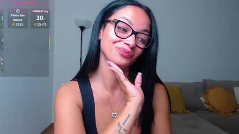 SereneSophi online show from September 26, 5:15 am