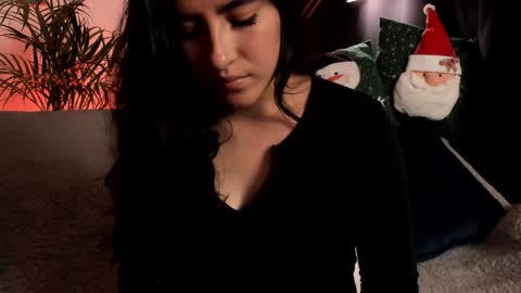Snapshot of serenity_day chatting on December 4, 12:35 am Serenity online show from December 4, 12:35 am