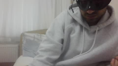 Snapshot of sero98313230 chatting on December 13, 1:33 pm sero98313230 online show from December 13, 1:33 pm