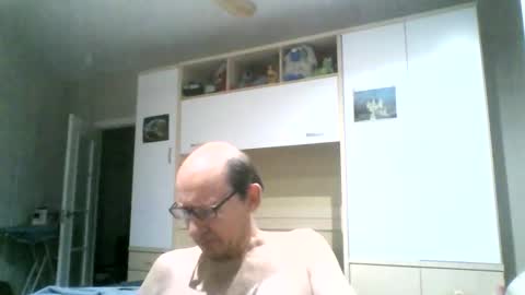 Snapshot of serrano49 chatting on September 16, 2:24 am serrano49 online show from September 16, 2:24 am
