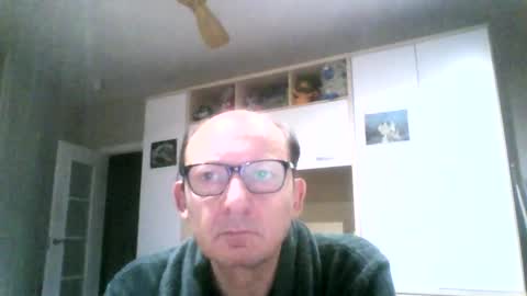 Snapshot of serrano49 chatting on January 8, 1:42 am serrano49 online show from January 8, 1:42 am