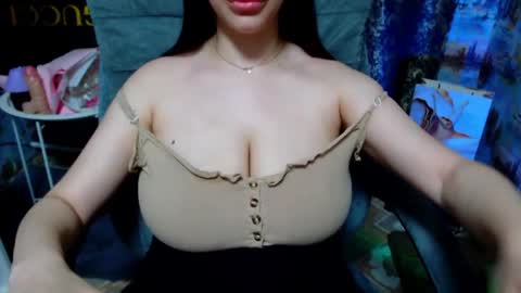 seu_cute online show from May 24, 12:23 pm