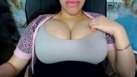 seu_cute online show from February 18, 6:26 am