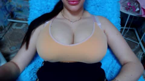 seu_cute online show from November 15, 12:51 pm