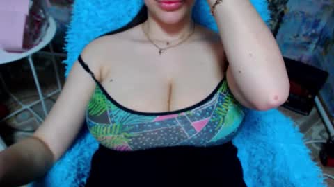 seu_cute online show from December 20, 11:50 am