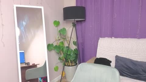 SevanS14 online show from February 3, 5:50 pm