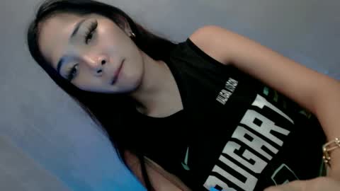 Snapshot of sex_slayer18 chatting on January 5, 10:08 pm Lily online show from January 5, 10:08 pm