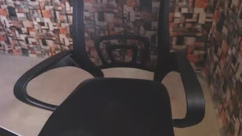 arnold online show from October 4, 2:37 pm