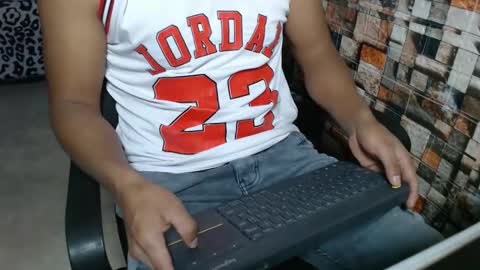 arnold online show from November 6, 2:25 am