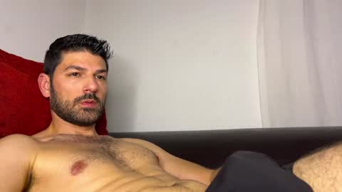 Snapshot of sexfriendch chatting on February 1, 5:39 am Lucenzo online show from February 1, 5:39 am
