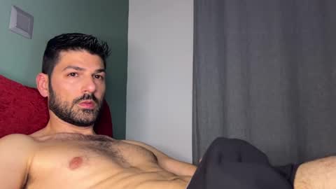 Snapshot of sexfriendch chatting on February 21, 12:49 am Lucenzo online show from February 21, 12:49 am