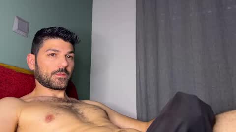Snapshot of sexfriendch chatting on February 18, 2:59 pm Lucenzo online show from February 18, 2:59 pm