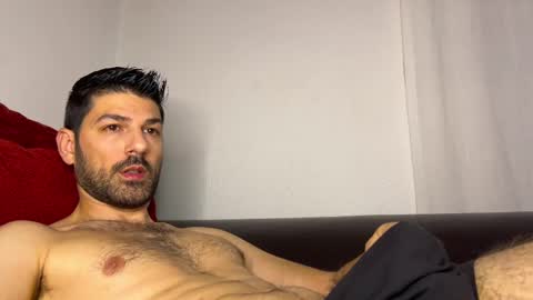 Snapshot of sexfriendch chatting on March 6, 4:30 am Lucenzo online show from March 6, 4:30 am