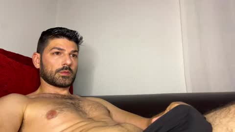 Snapshot of sexfriendch chatting on February 18, 1:10 am Lucenzo online show from February 18, 1:10 am