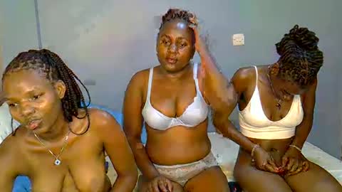 sexie_gal online show from March 9, 11:14 am