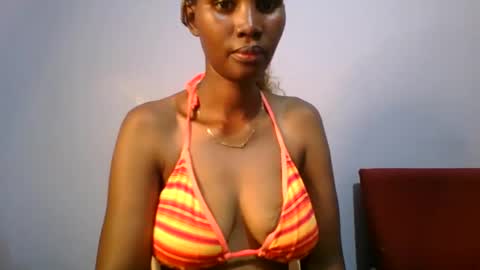 Snapshot of sexie_love chatting on March 1, 3:27 pm Nancy online show from March 1, 3:27 pm
