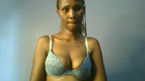Snapshot of sexie_love chatting on March 11, 6:19 am Nancy online show from March 11, 6:19 am