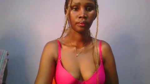 Snapshot of sexie_love chatting on March 4, 4:27 am Nancy online show from March 4, 4:27 am
