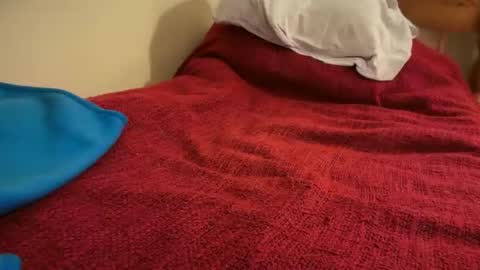 Sexiest labia evers online show from March 3, 8:43 am