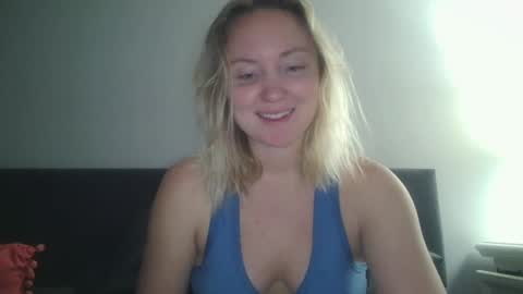 Rose online show from February 8, 11:45 pm