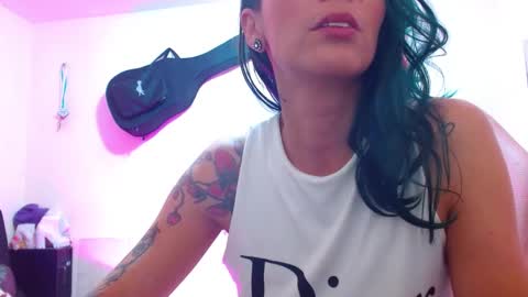 sexmilkdirty online show from December 7, 9:39 pm
