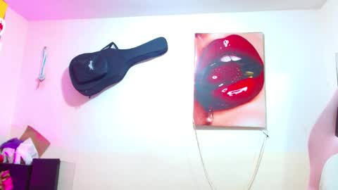 sexmilkdirty online show from February 11, 1:20 am