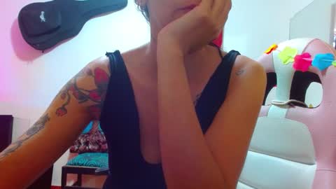 sexmilkdirty online show from February 27, 12:46 am