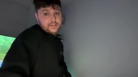 sexmonkeys699 online show from June 1, 4:47 am