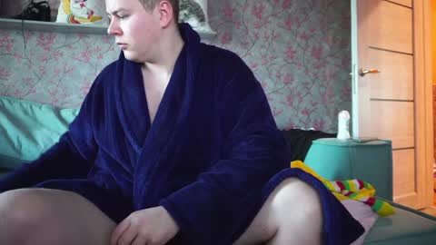 Snapshot of sexnadvoih chatting on December 2, 6:46 am sexnadvoih online show from December 2, 6:46 am