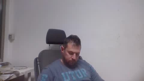 Snapshot of sexoatope79 chatting on December 17, 8:21 pm sexoatope79 online show from December 17, 8:21 pm