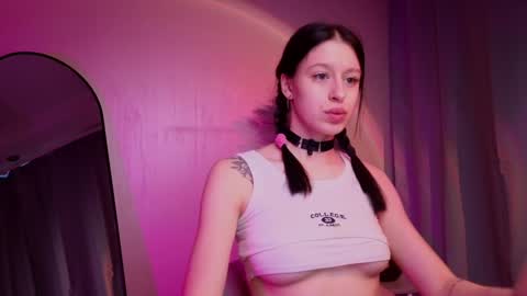 Snapshot of sextezi chatting on January 6, 12:24 pm sextezi online show from January 6, 12:24 pm