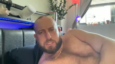 sexxfreak21 online show from December 8, 8:25 pm