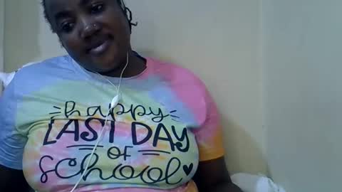 Snapshot of sexxy_bree chatting on September 13, 11:29 pm sexxy_bree online show from September 13, 11:29 pm